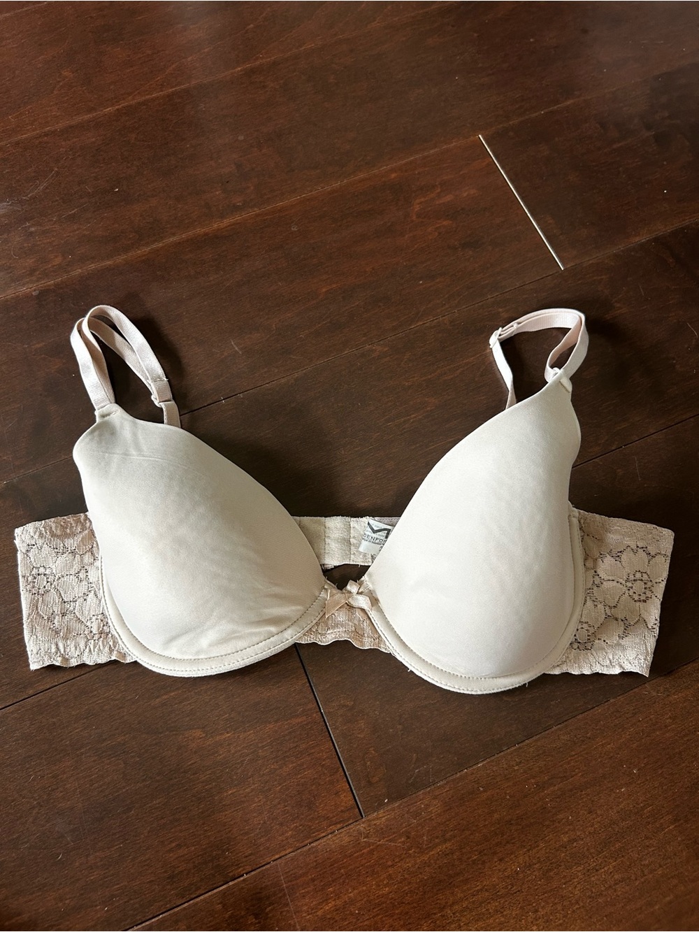 Maidenform Cream Lace-Back T-Shirt Bra